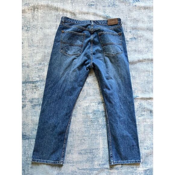 Tommy Hilfiger Classic Fit Straight Leg Jeans 36 x 30 - Picture 2 of 6